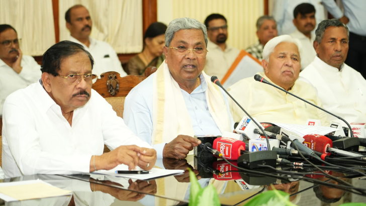 https://salarnews.in/public/uploads/images/newsimages/maannewsimage25042026_003026_Karnataka cabinet.png